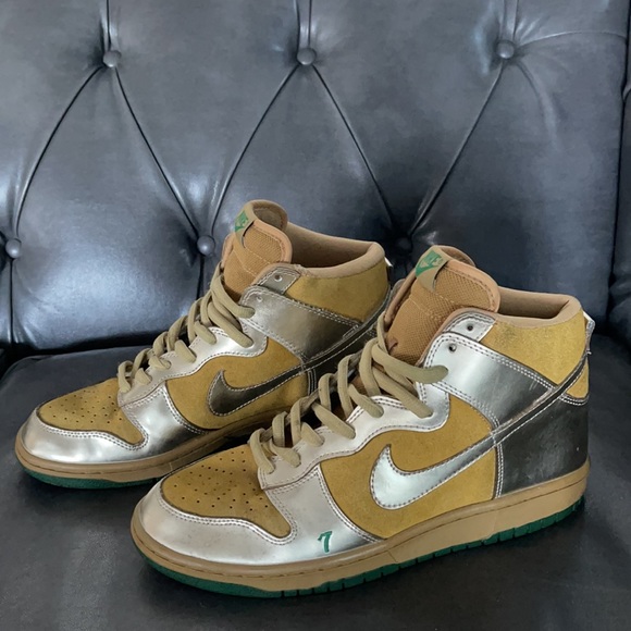 Nike Dunk High Pro SB \'Lucky\' main image 5